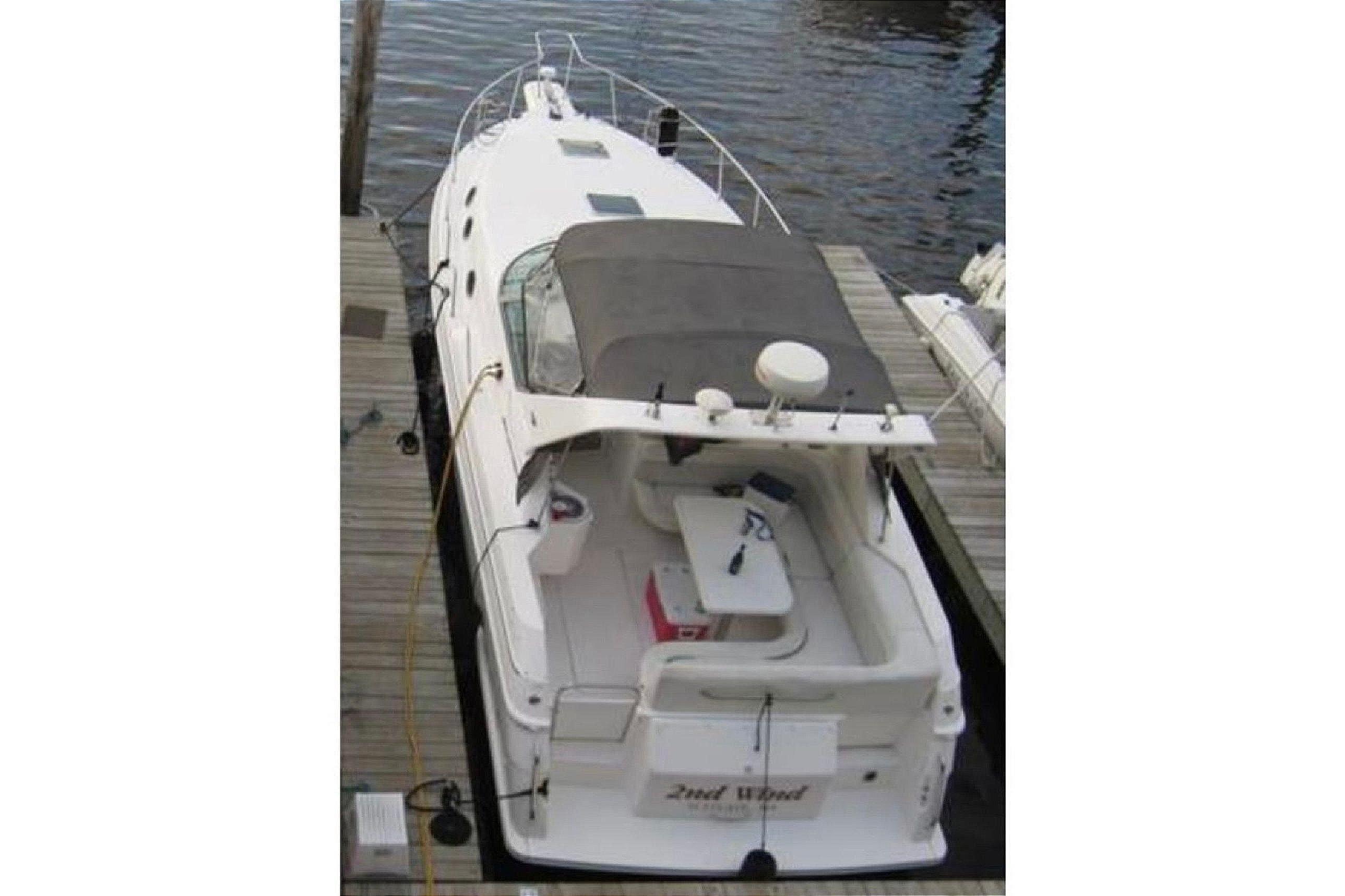 1998 Wellcraft 3600 Martinique 2