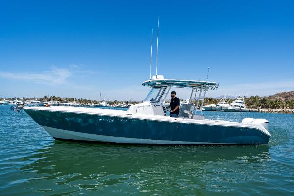 Photo of 2020 Edgewater 32'