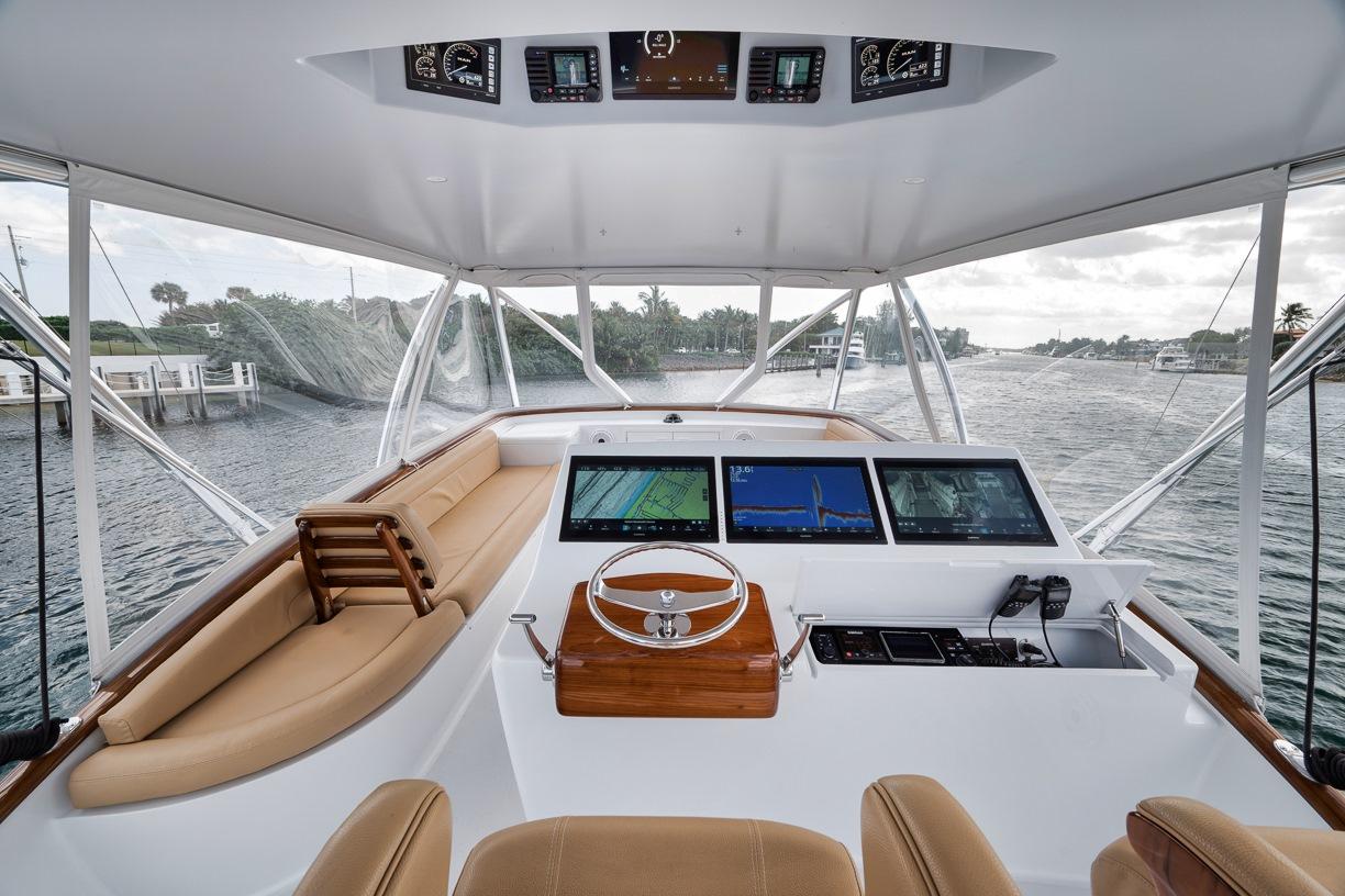 Garlington-Convertible 2021-RAINMAKER FL-US-9651527 | Thumbnail