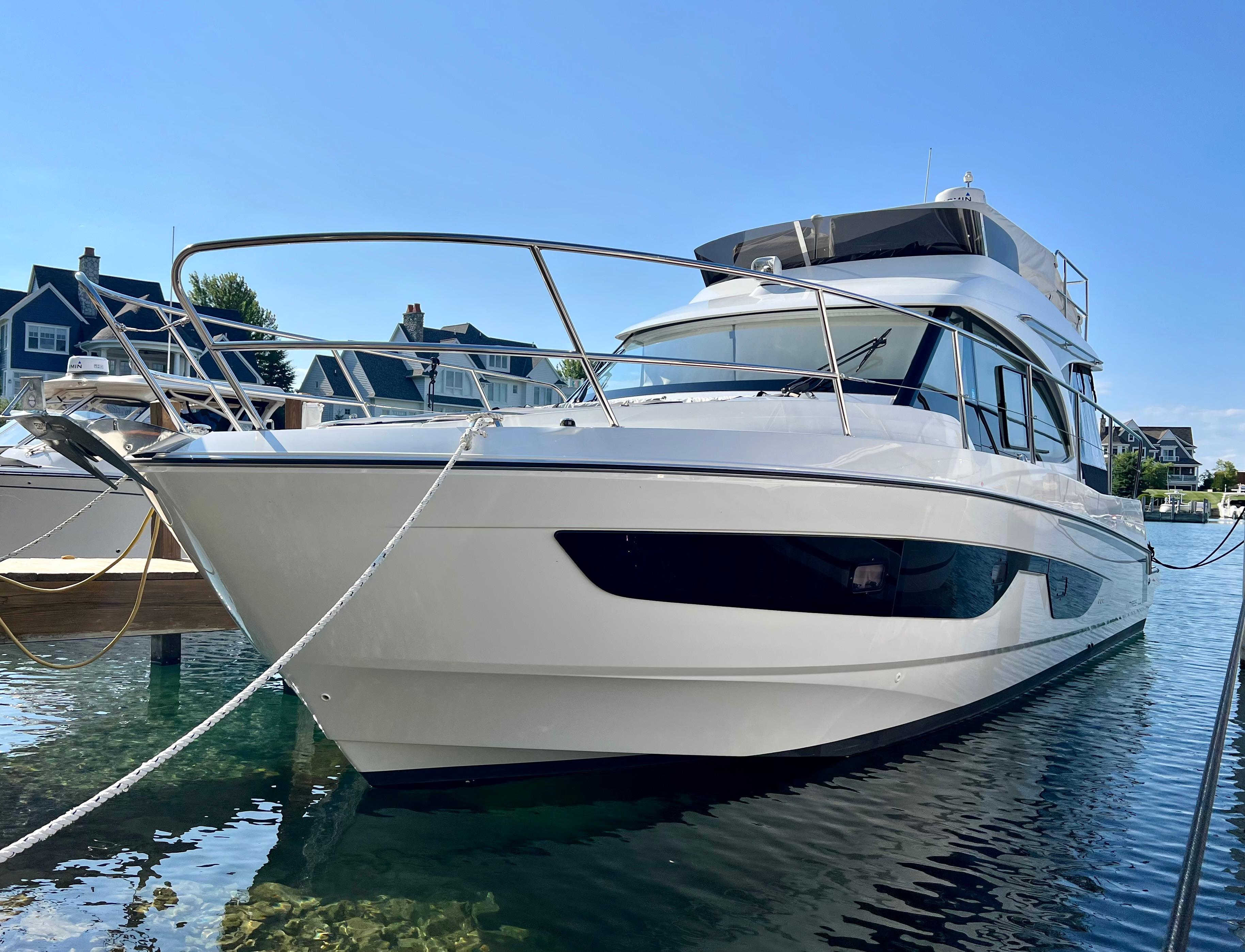 36′ Beneteau 2022