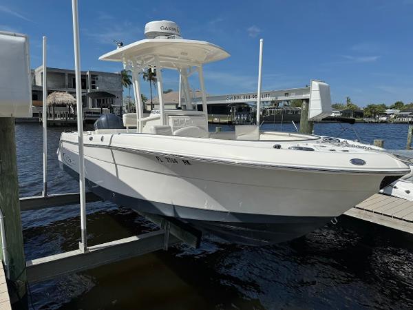 24' Robalo, Listing Number 100915356, Image No. 8