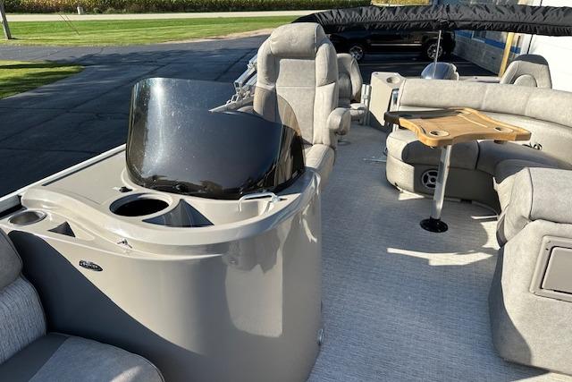 2019-premier-220-gemini-power-9961539-20250927075510127-1