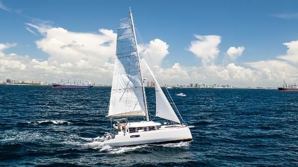 51' Neel, Listing Number 100917617, - Photo No. 2