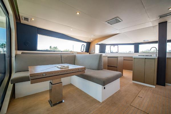 51' Neel, Listing Number 100917617, - Photo No. 9