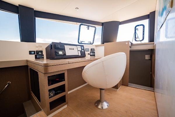 51' Neel, Listing Number 100917617, - Photo No. 18