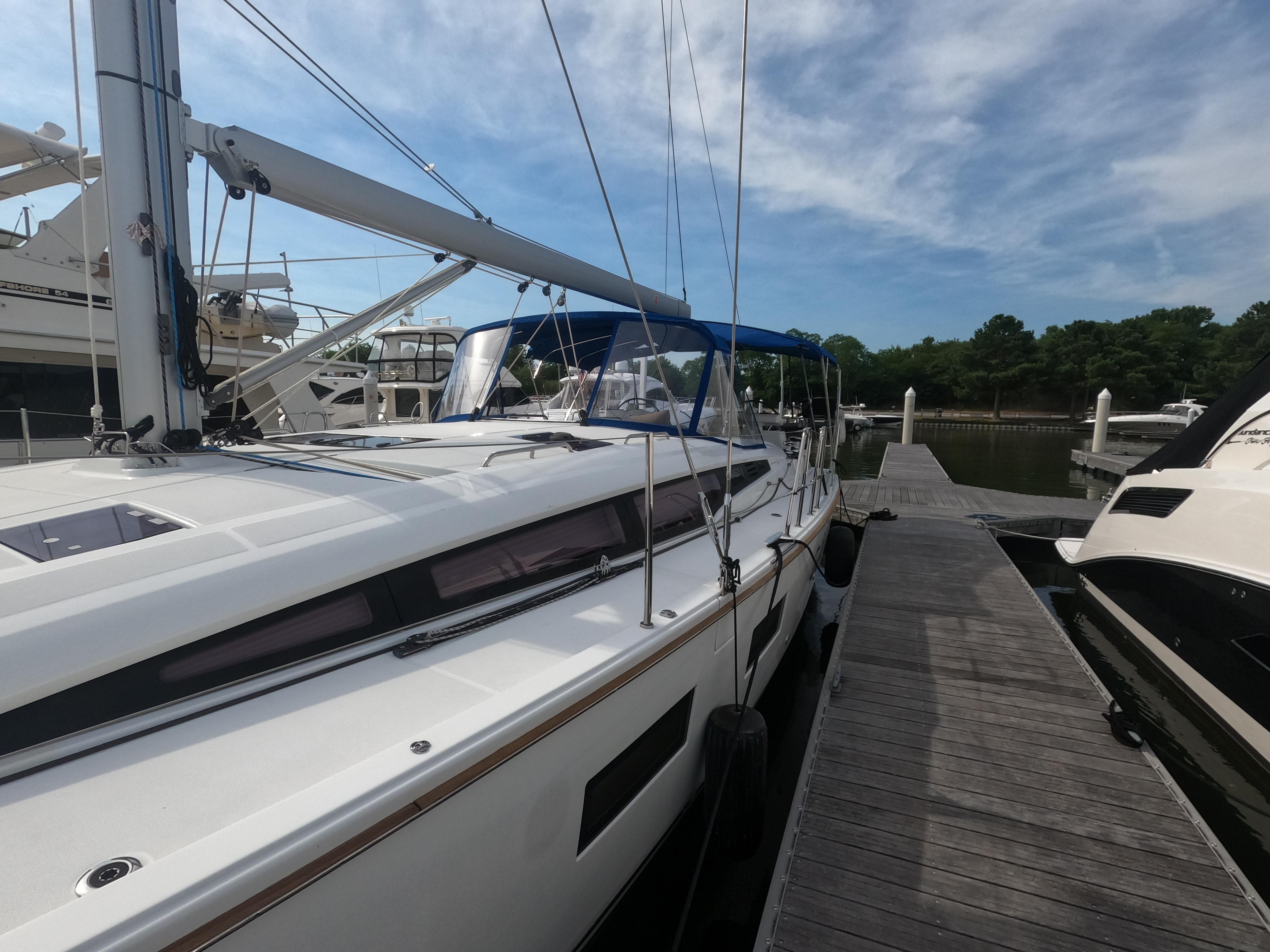 Newport RI Yacht Brokerage