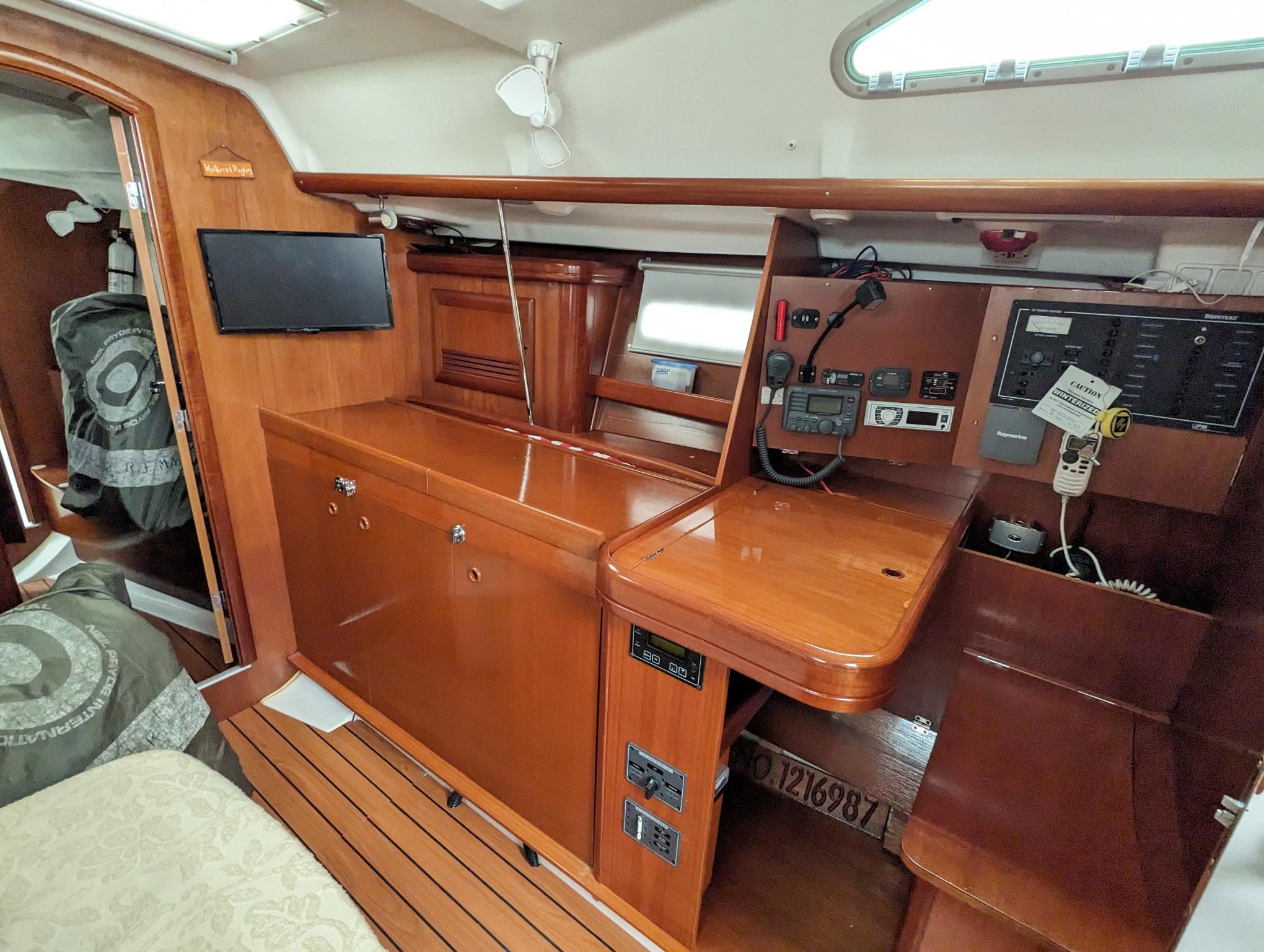 2005 Beneteau 393-7