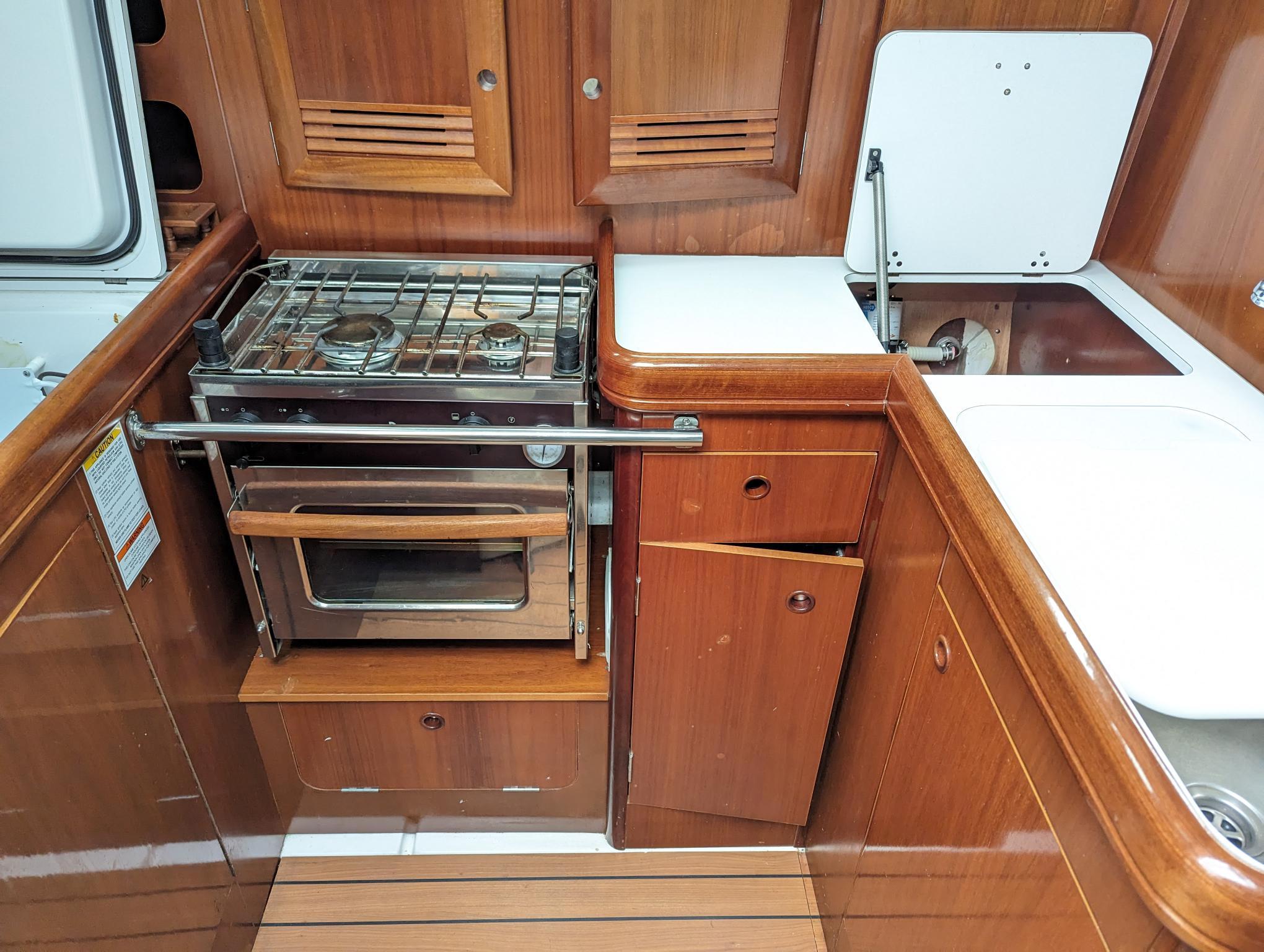 2005 Beneteau 393-14