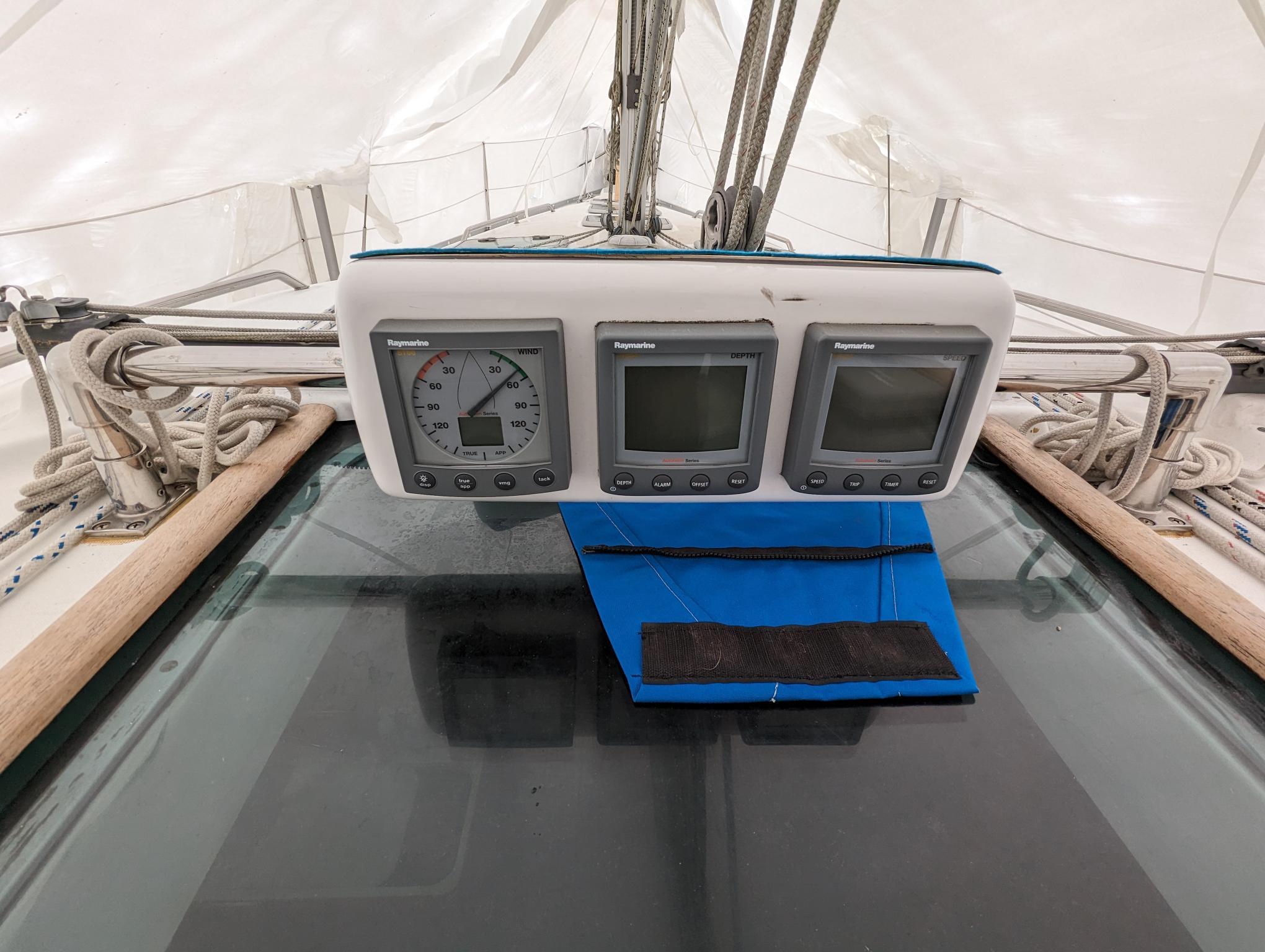 2005 Beneteau 393-27