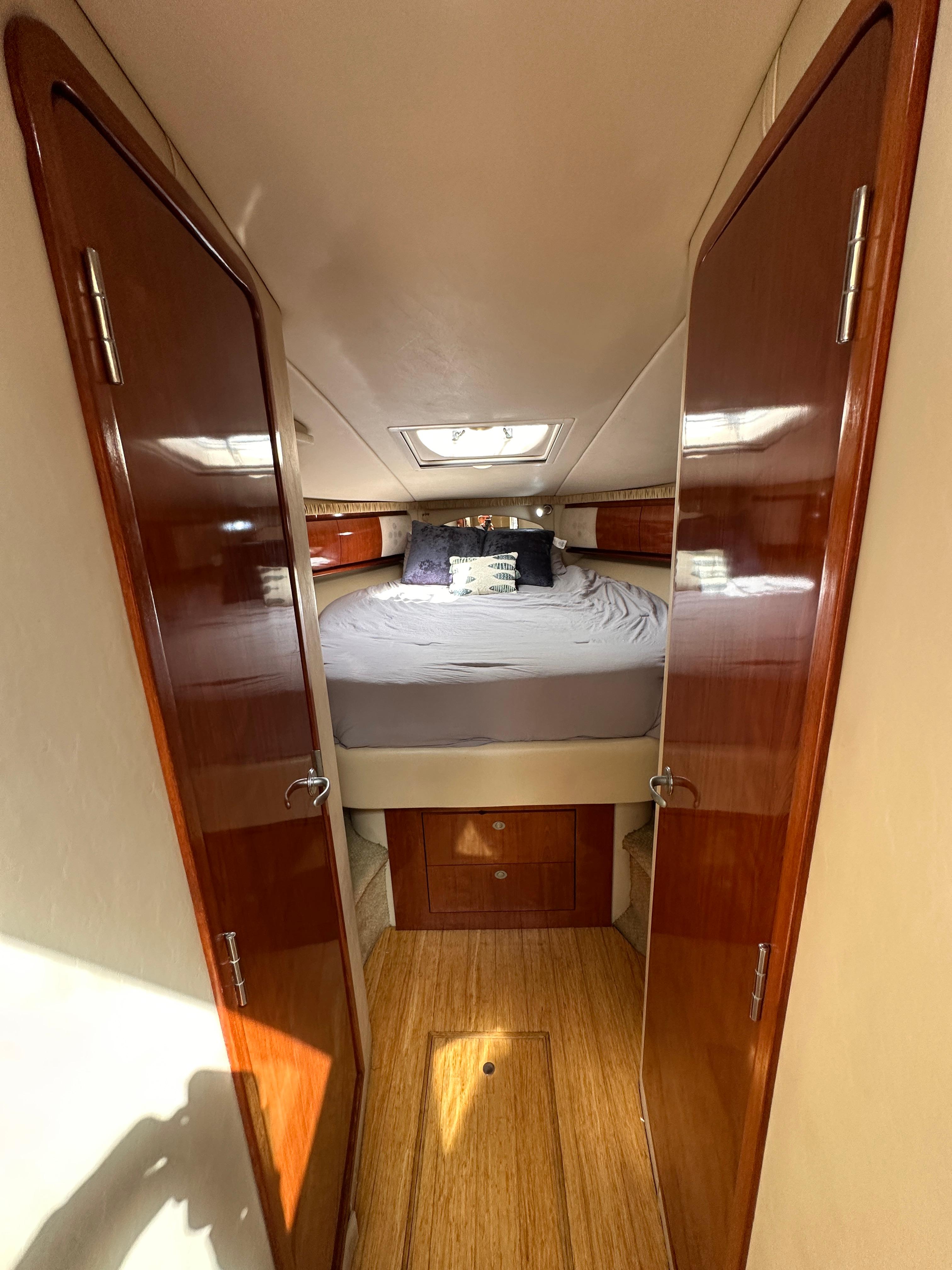 2005-sea-ray-44-sundancer-power-9791549-20250512184454999-1_XLARGE