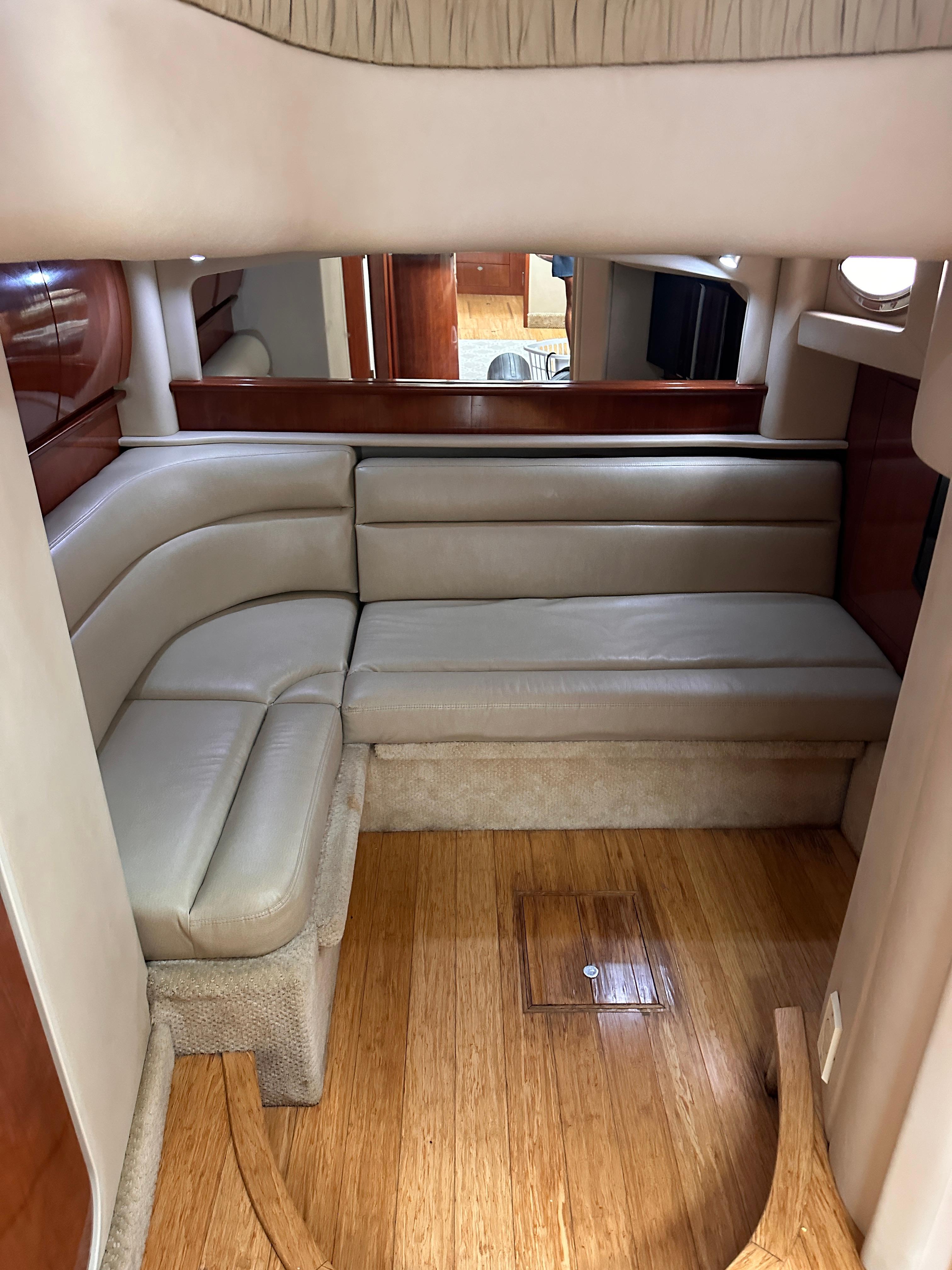 2005-sea-ray-44-sundancer-power-9791549-20250512184505554-1_XLARGE
