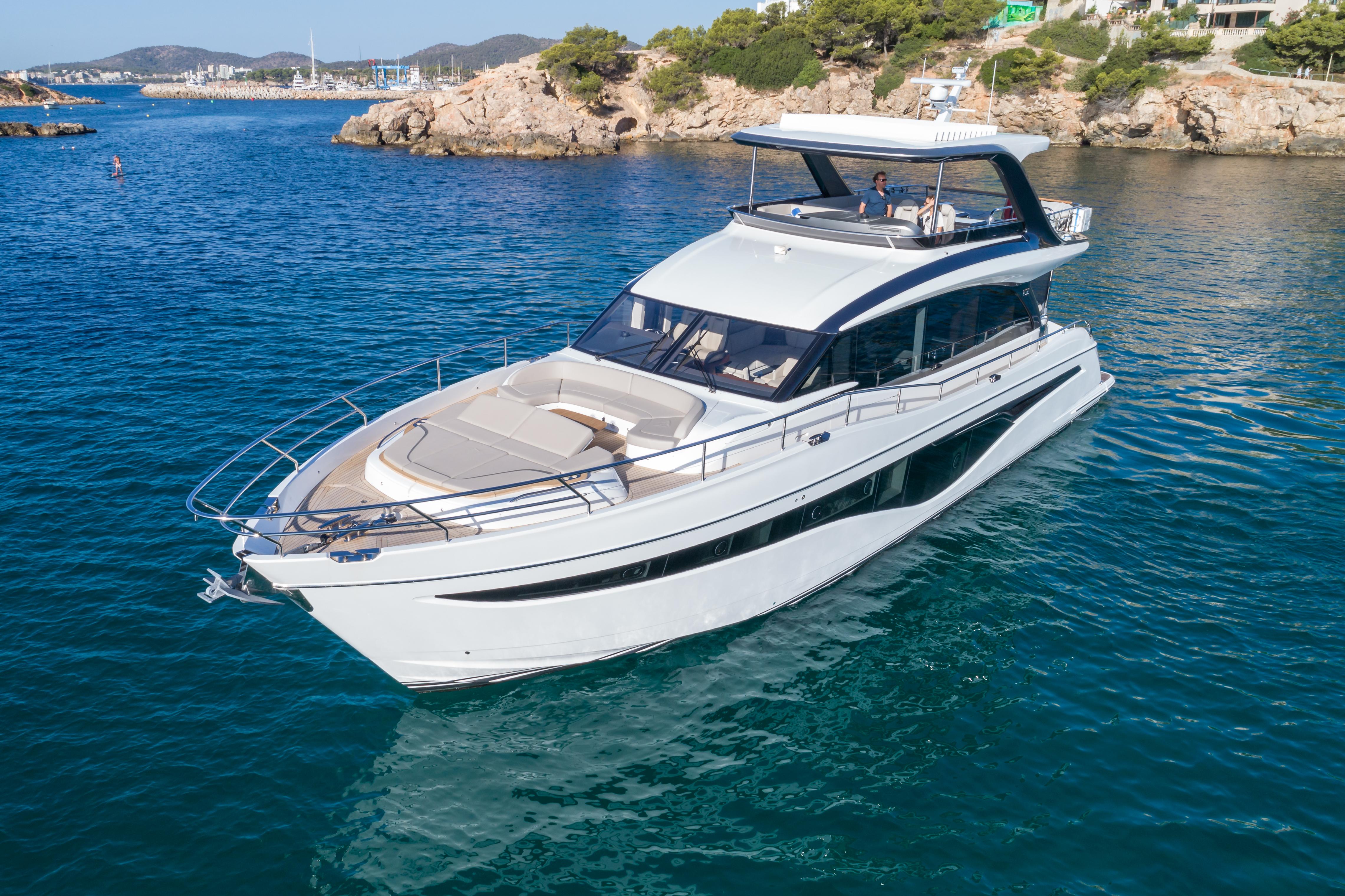 Used Princess Y72 For Sale | Princess Motor Yacht Sales