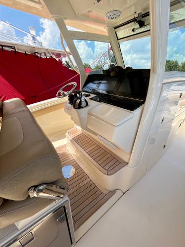 35' Scout, Listing Number 100897931, - Photo No. 6