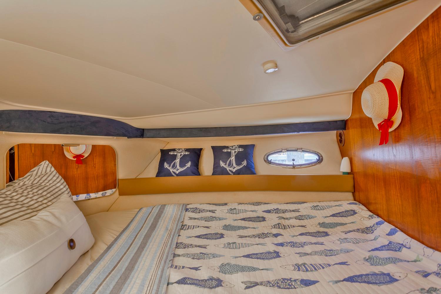 2000-carver-356-aft-cabin-motor-yacht-power-9781506-20250503232344807-1_XLARGE