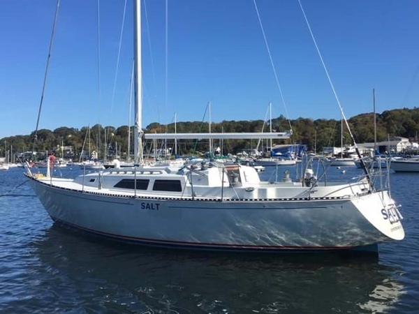 37' C & C Yachts, Listing Number 100915995, Image No. 1