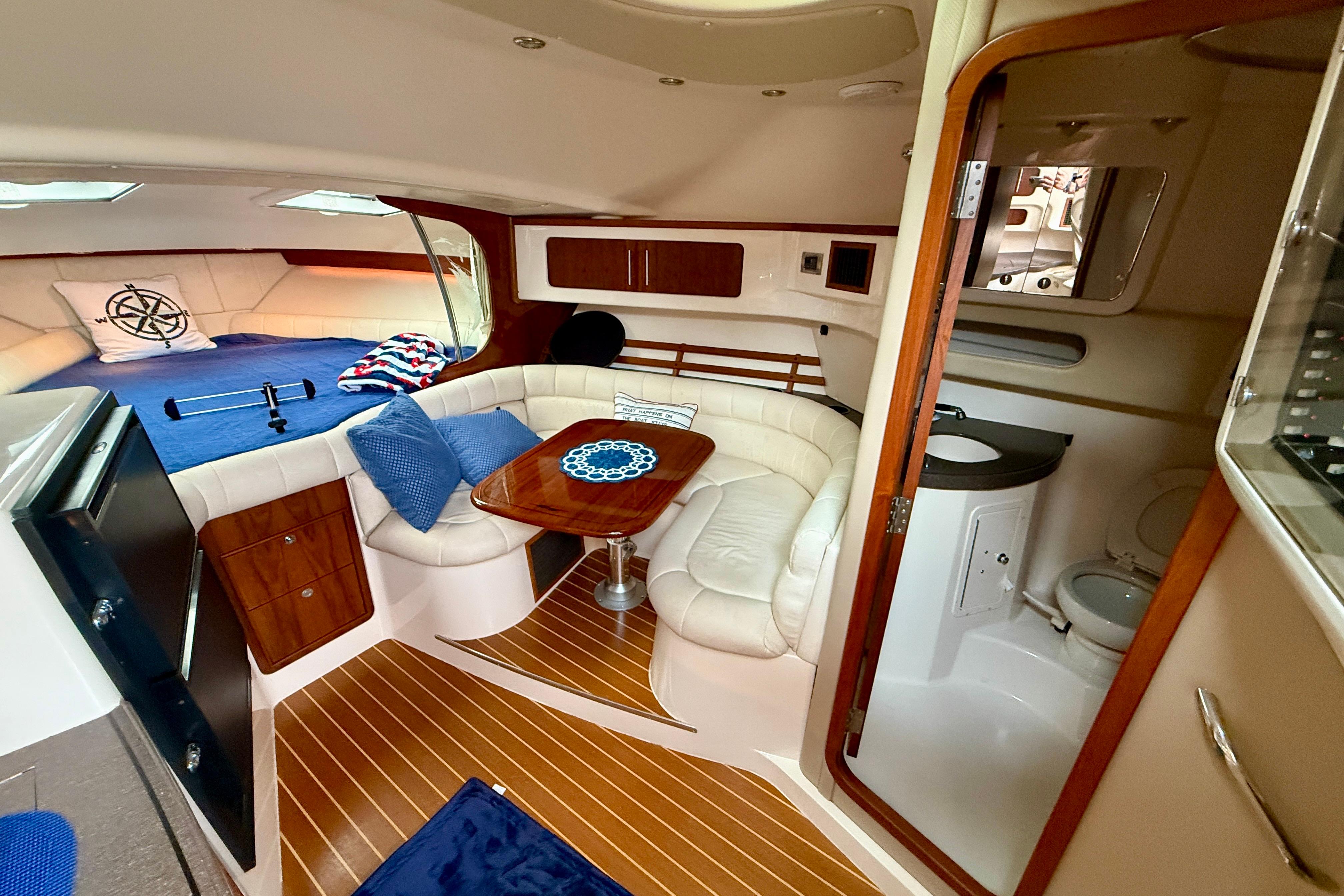 Boat image 10