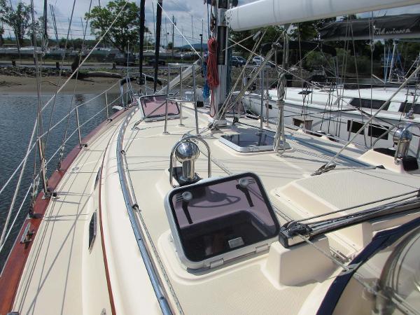 42' Island Packet, Listing Number 100917616, - Photo No. 11