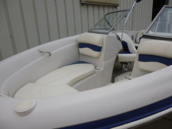 2008 Tahoe boat for sale, model of the boat is Q6 SF & Image # 3 of 18