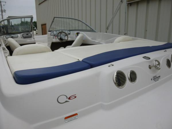 2008 Tahoe boat for sale, model of the boat is Q6 SF & Image # 6 of 18