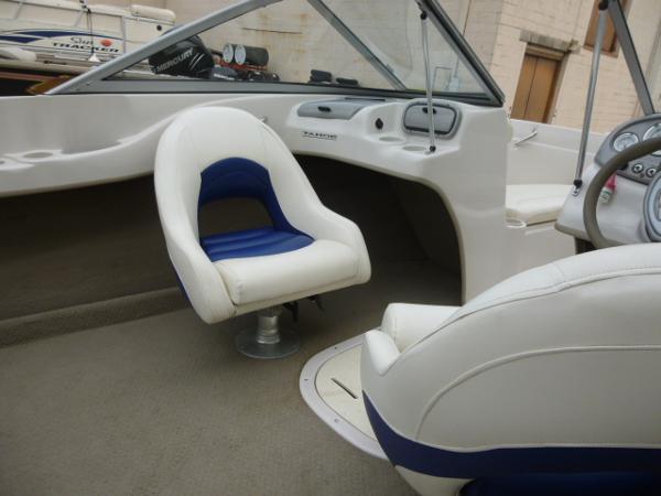 2008 Tahoe boat for sale, model of the boat is Q6 SF & Image # 11 of 18