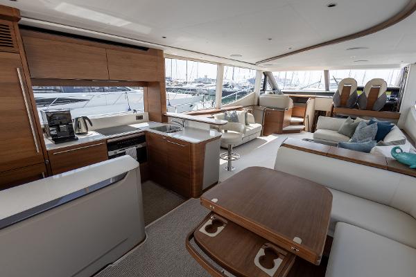 Princess Motor Yacht Sales - Used Princess Y72 Motor Yacht