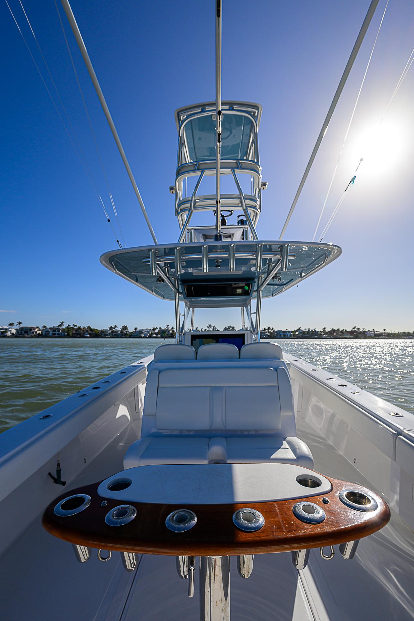 2019-bahama-41-power-9431572-20241227050515795-1_XLARGE