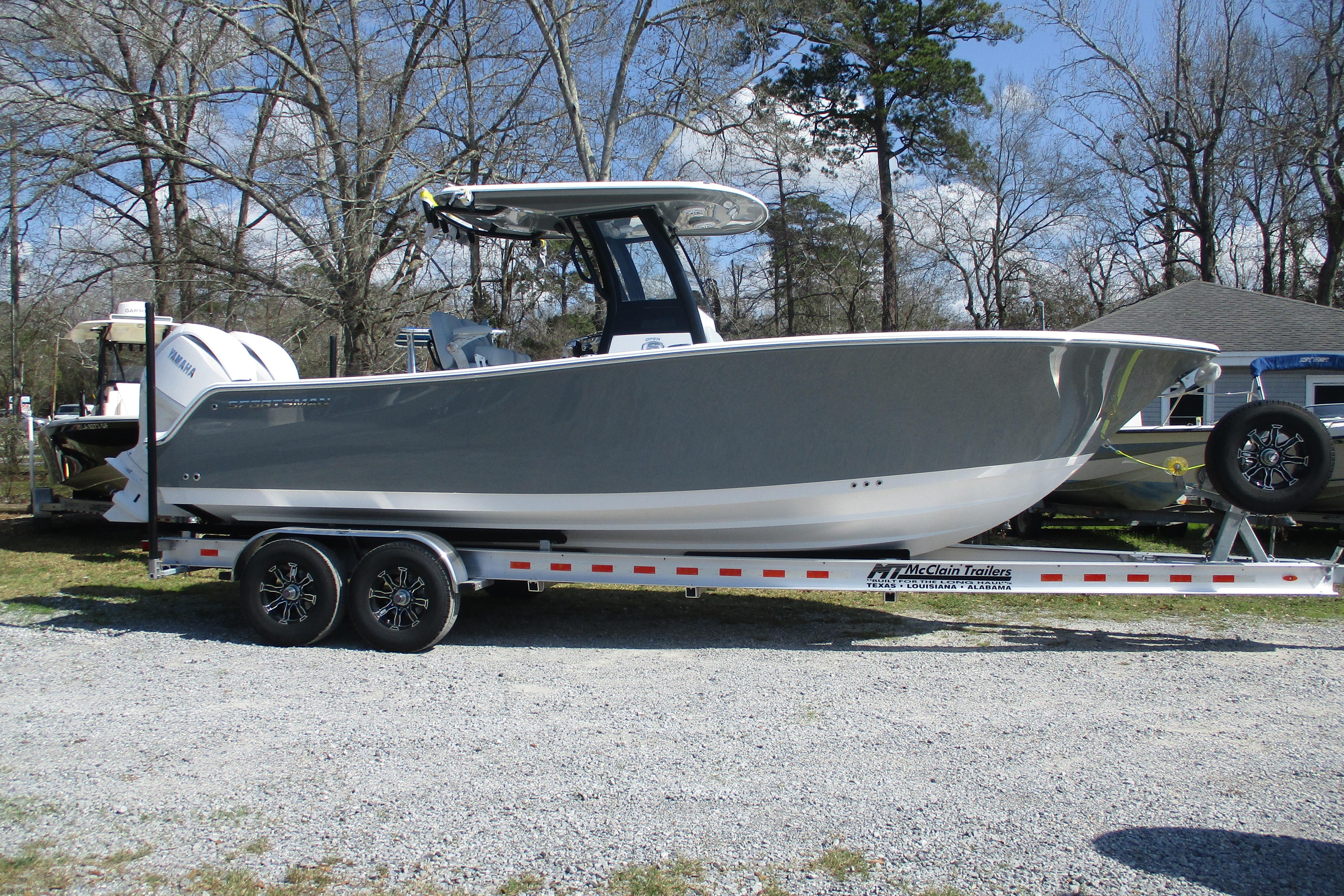 2026 Sportsman Open 252 Center Console