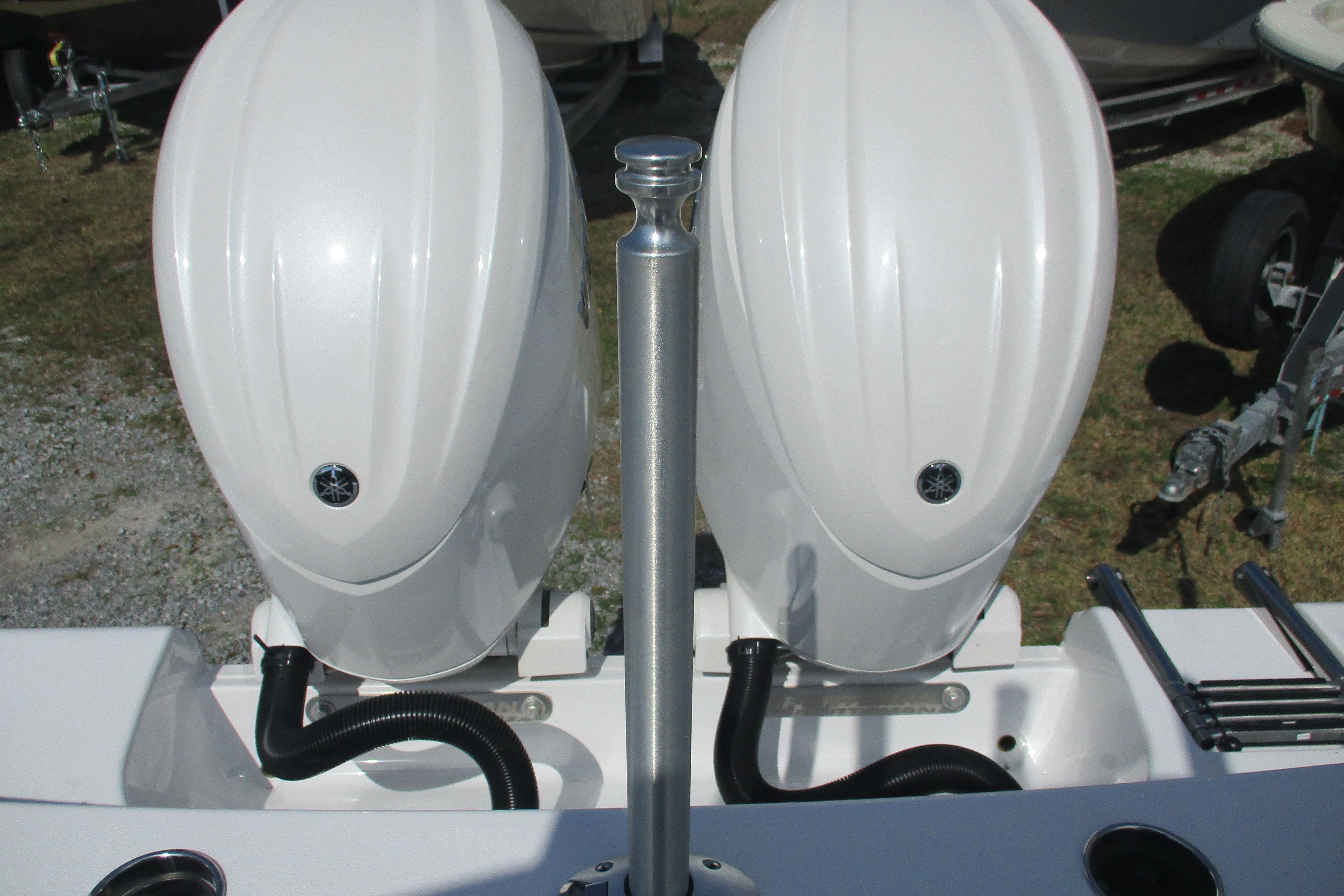 2026 Sportsman Open 252 Center Console-22