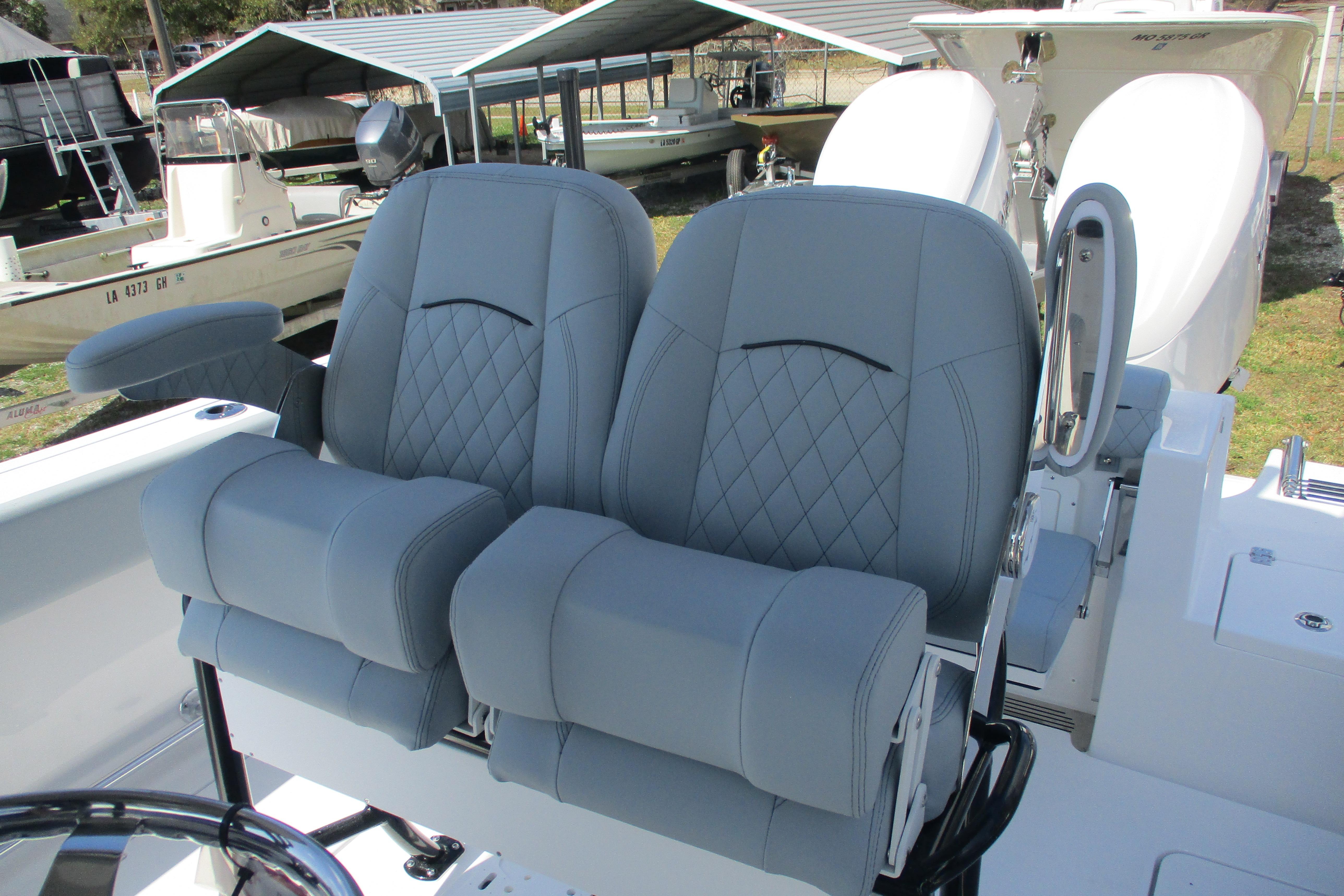 2026 Sportsman Open 252 Center Console-23