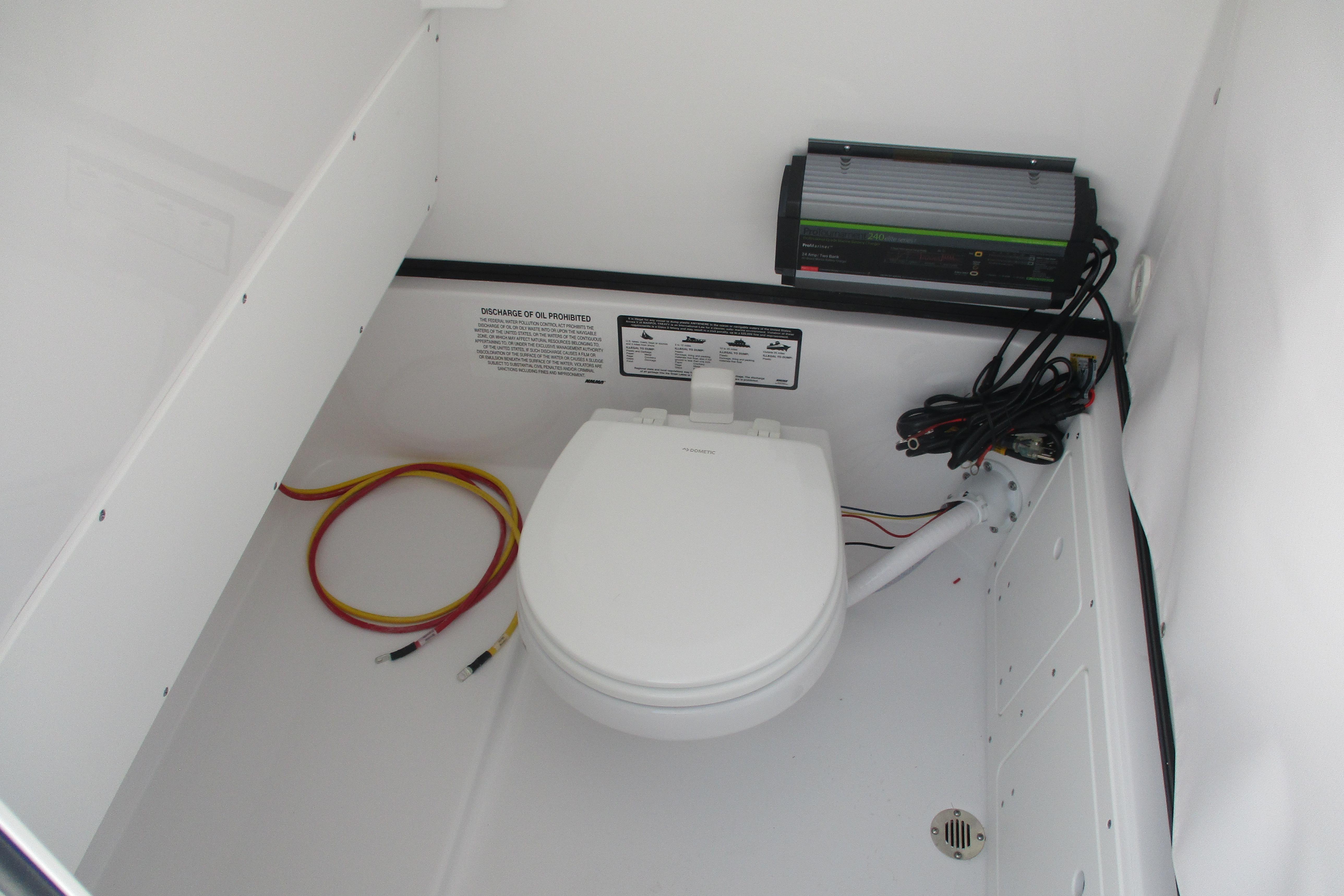 2026 Sportsman Open 252 Center Console-24