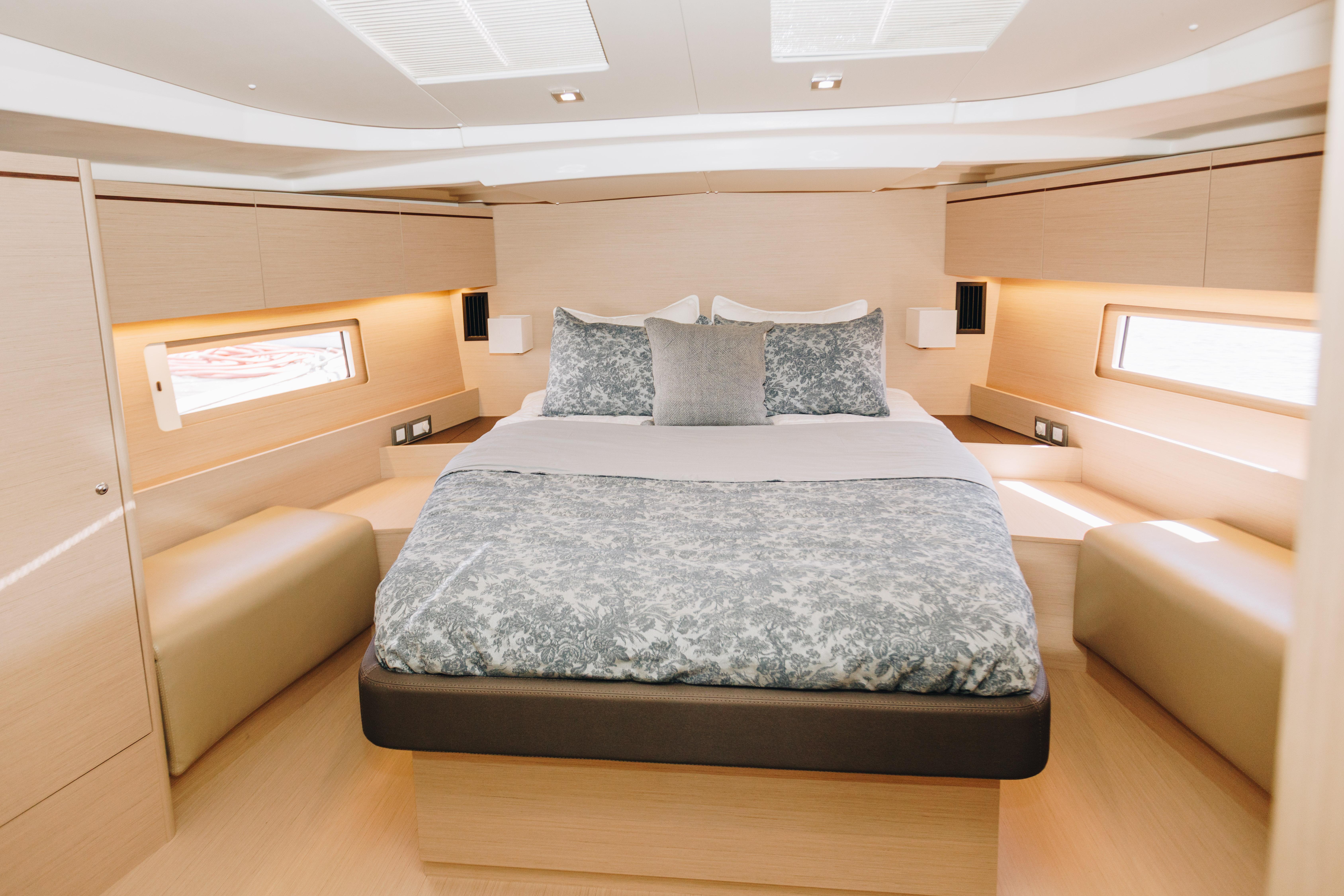 Yacht Photos Pics