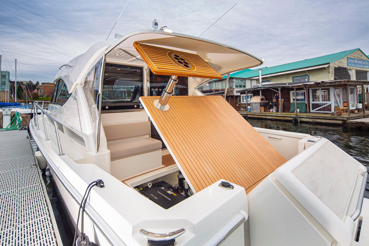 2019 Riviera 395 SUV #TBBH39012 inventory image at Sun Country Yachts, South Lake Union (Seattle) 2019 Riviera 395 SUV #TBBH39012 inventory image at Sun Country Yachts, South Lake Union (Seattle)