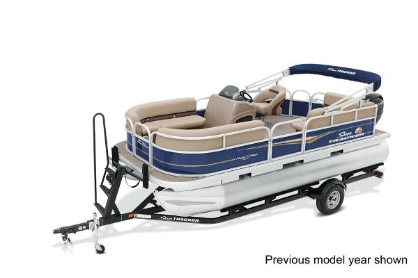 2022 Sun Tracker boat for sale, model of the boat is Party Barge 18 DLX & Image # 4 of 6