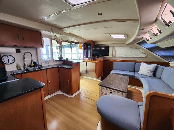 46' Leopard, Listing Number 100917481, - Photo No. 7