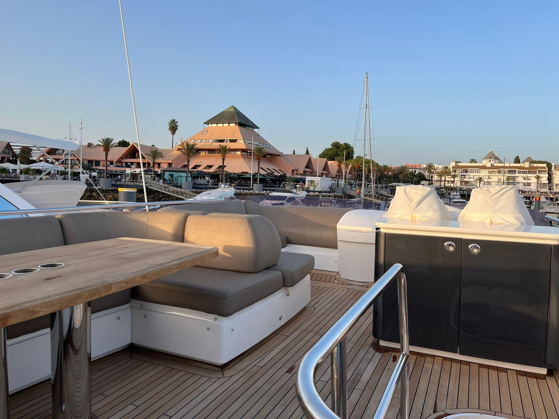 yacht for sale vilamoura