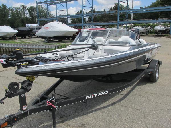 2022 Nitro boat for sale, model of the boat is Z-19 Sport & Image # 5 of 13