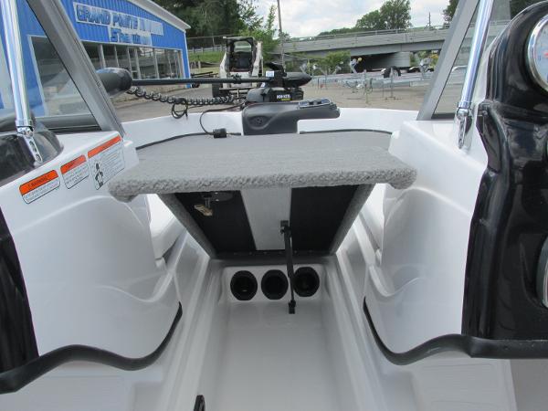 2022 Nitro boat for sale, model of the boat is Z-19 Sport & Image # 10 of 13