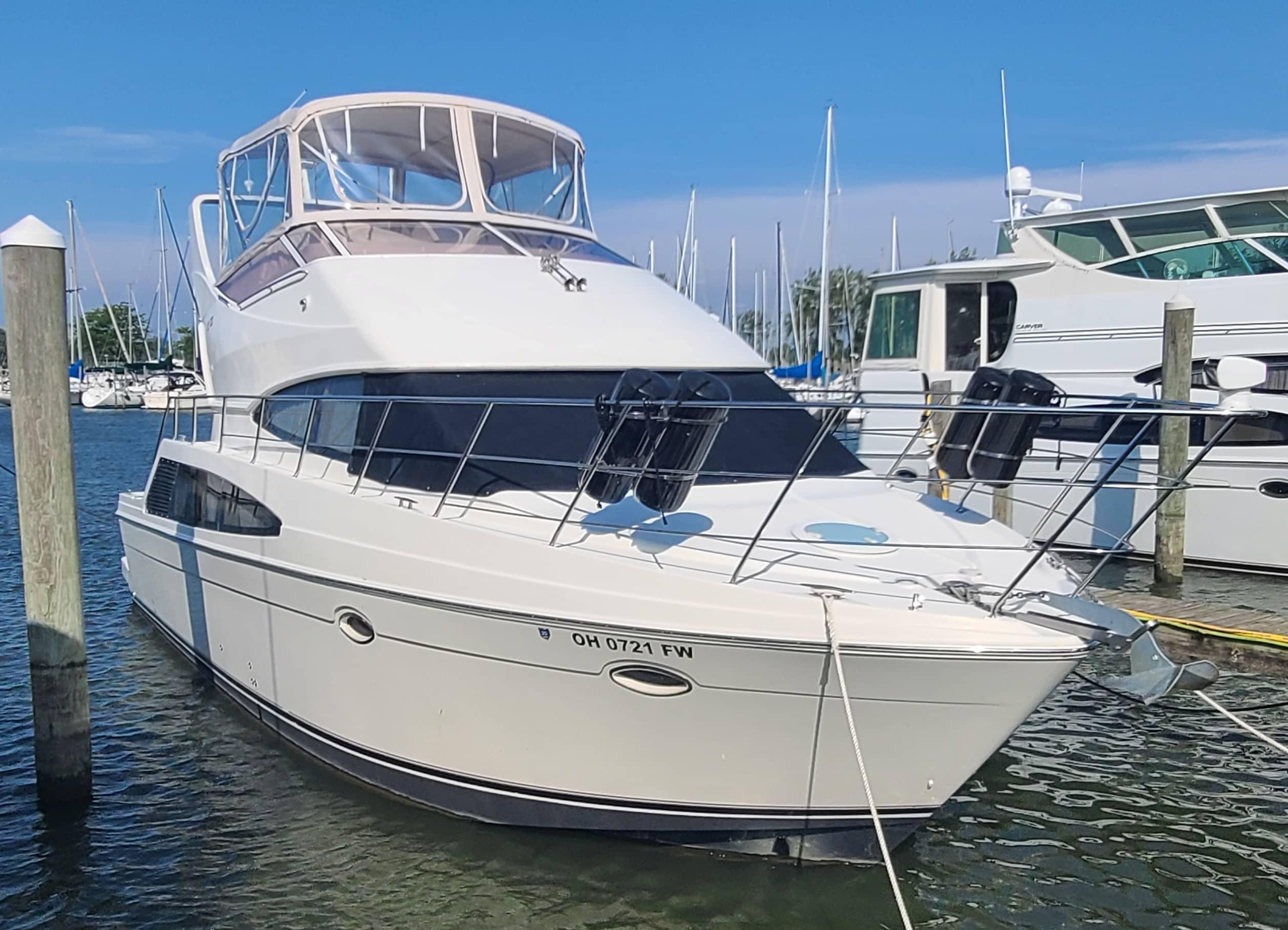 2005 Carver 38 Super Sport Polish Princess - South Jersey Yacht Sales