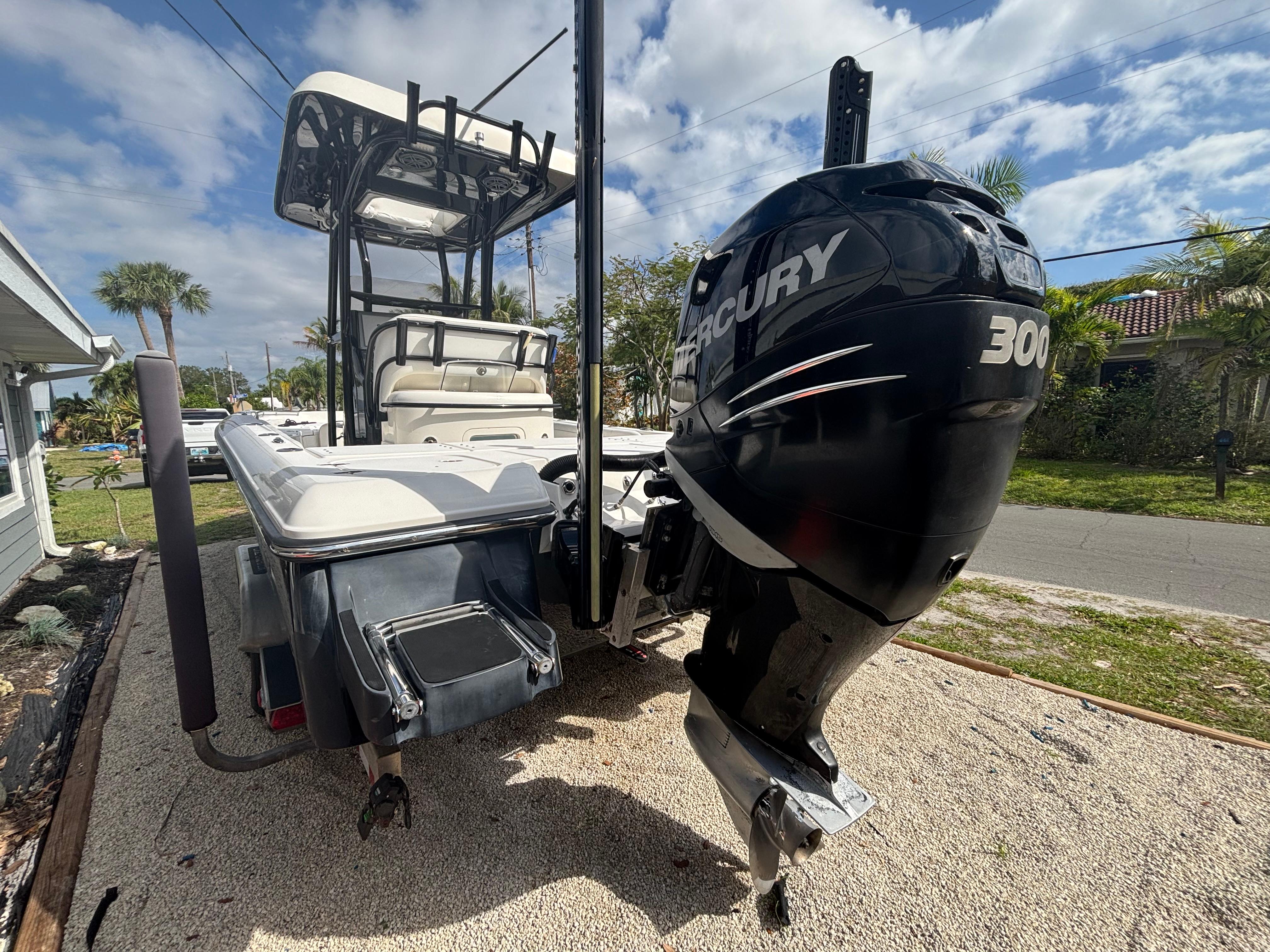 2016-shearwater-260-carolina-bay-power-9771590-20250425070942129-1_XLARGE