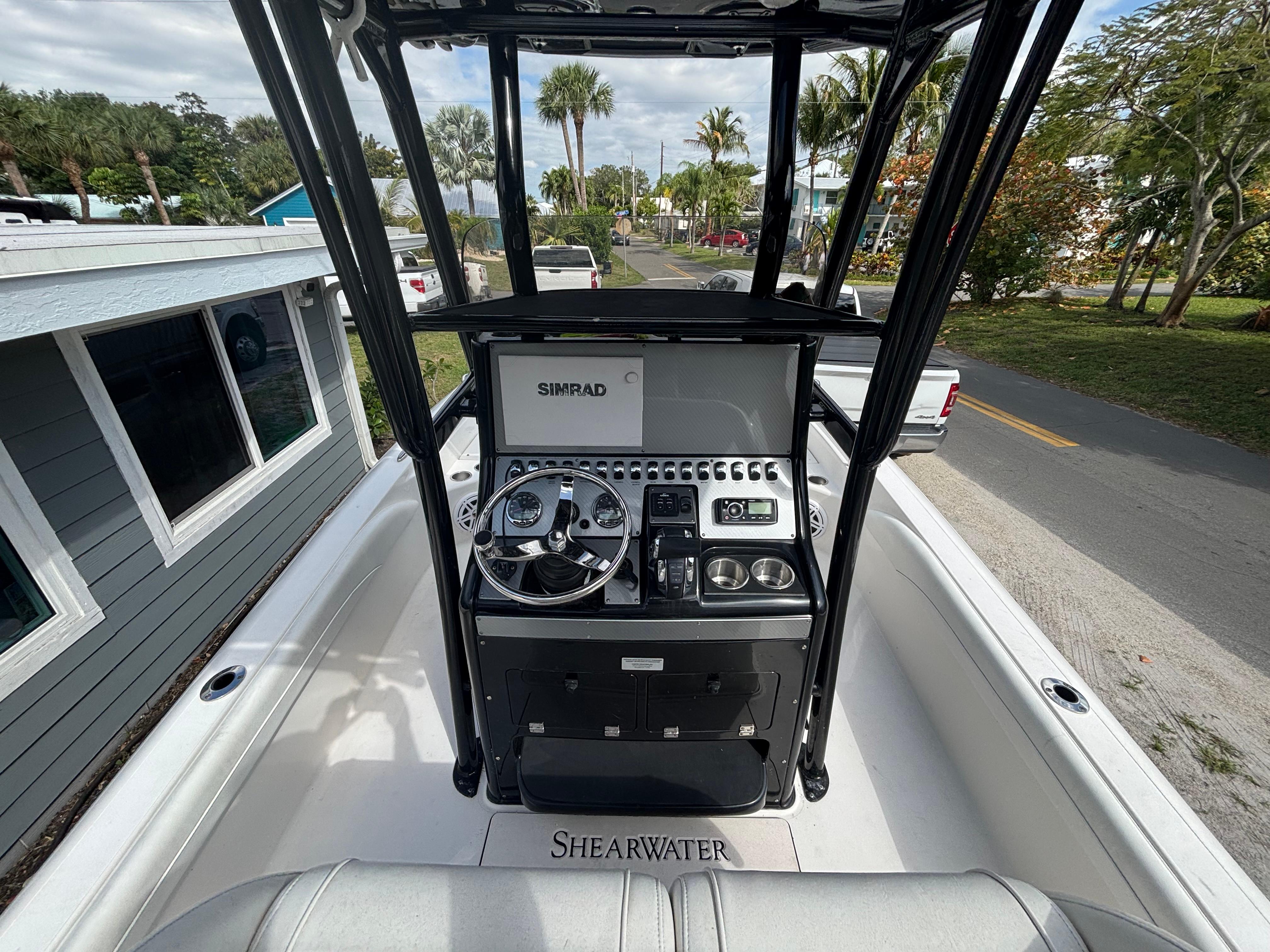2016-shearwater-260-carolina-bay-power-9771590-20250425071003014-1_XLARGE