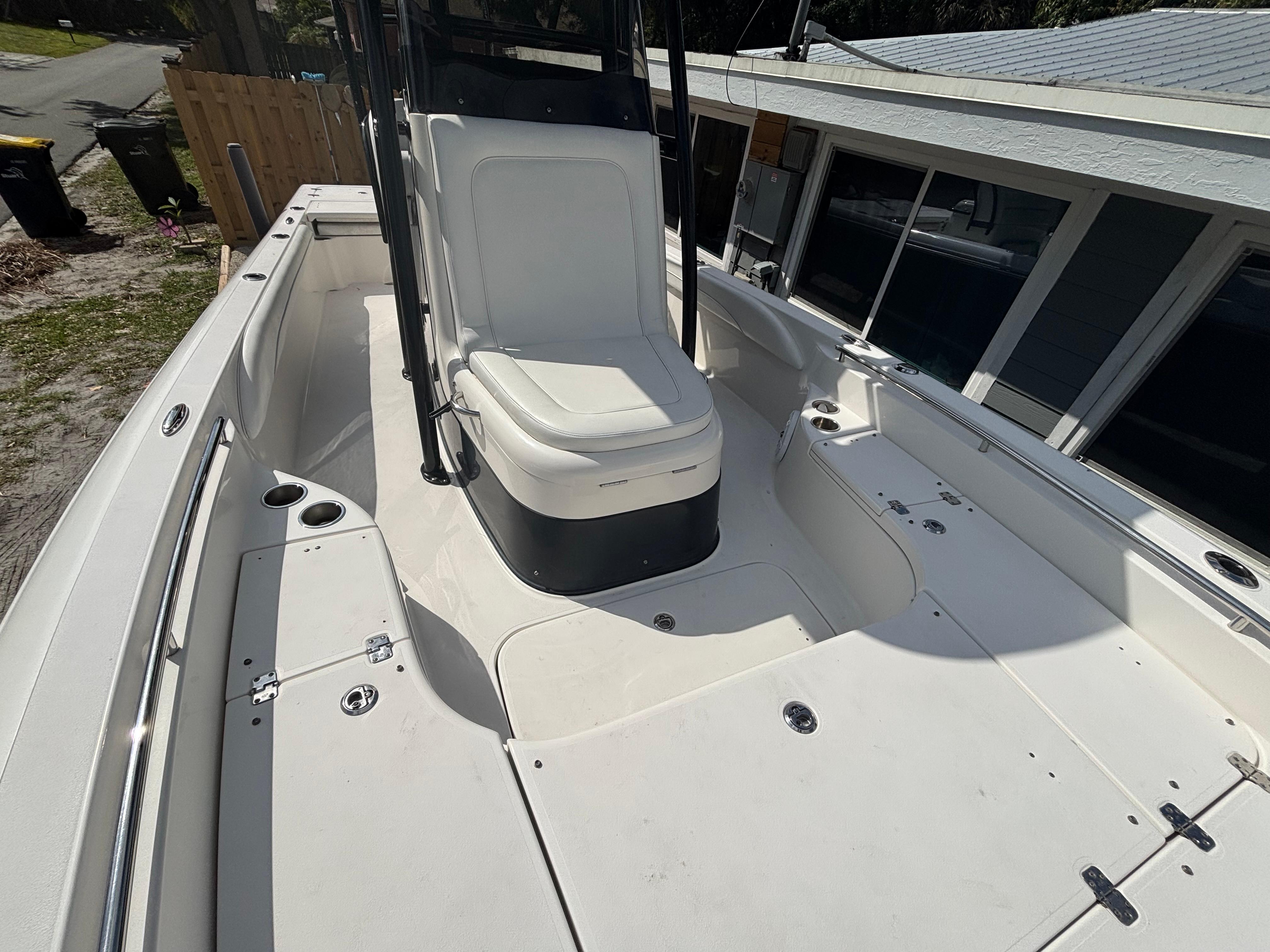 2016-shearwater-260-carolina-bay-power-9771590-20250425071041805-1_XLARGE