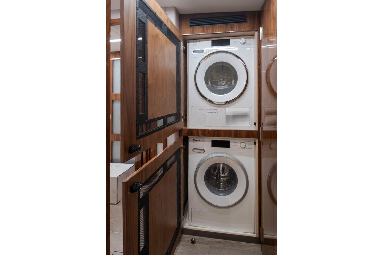 2021 Riviera 505 SUV #TBRB50018LLC inventory image at Sun Country Yachts, South Lake Union (Seattle)