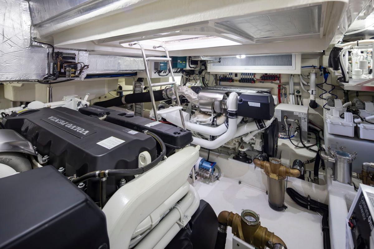 2021 Riviera 505 SUV #TBRB50018LLC inventory image at Sun Country Yachts, South Lake Union (Seattle)