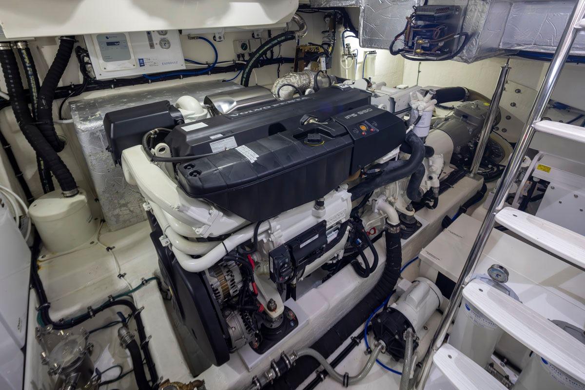 2021 Riviera 505 SUV #TBRB50018LLC inventory image at Sun Country Yachts, South Lake Union (Seattle)