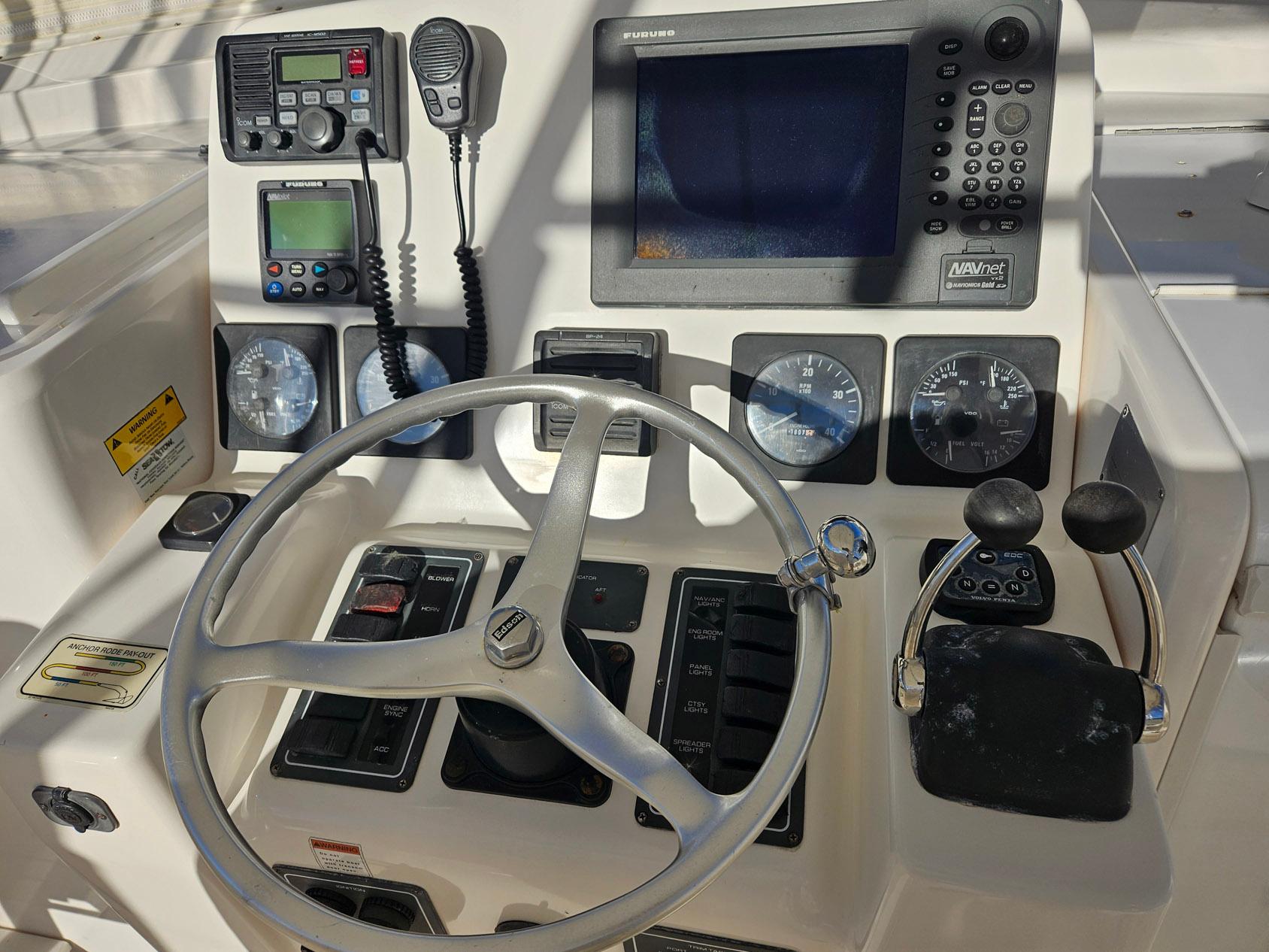 2003-pursuit-3000-offshore-power-9631601-20241209132241801-1_XLARGE