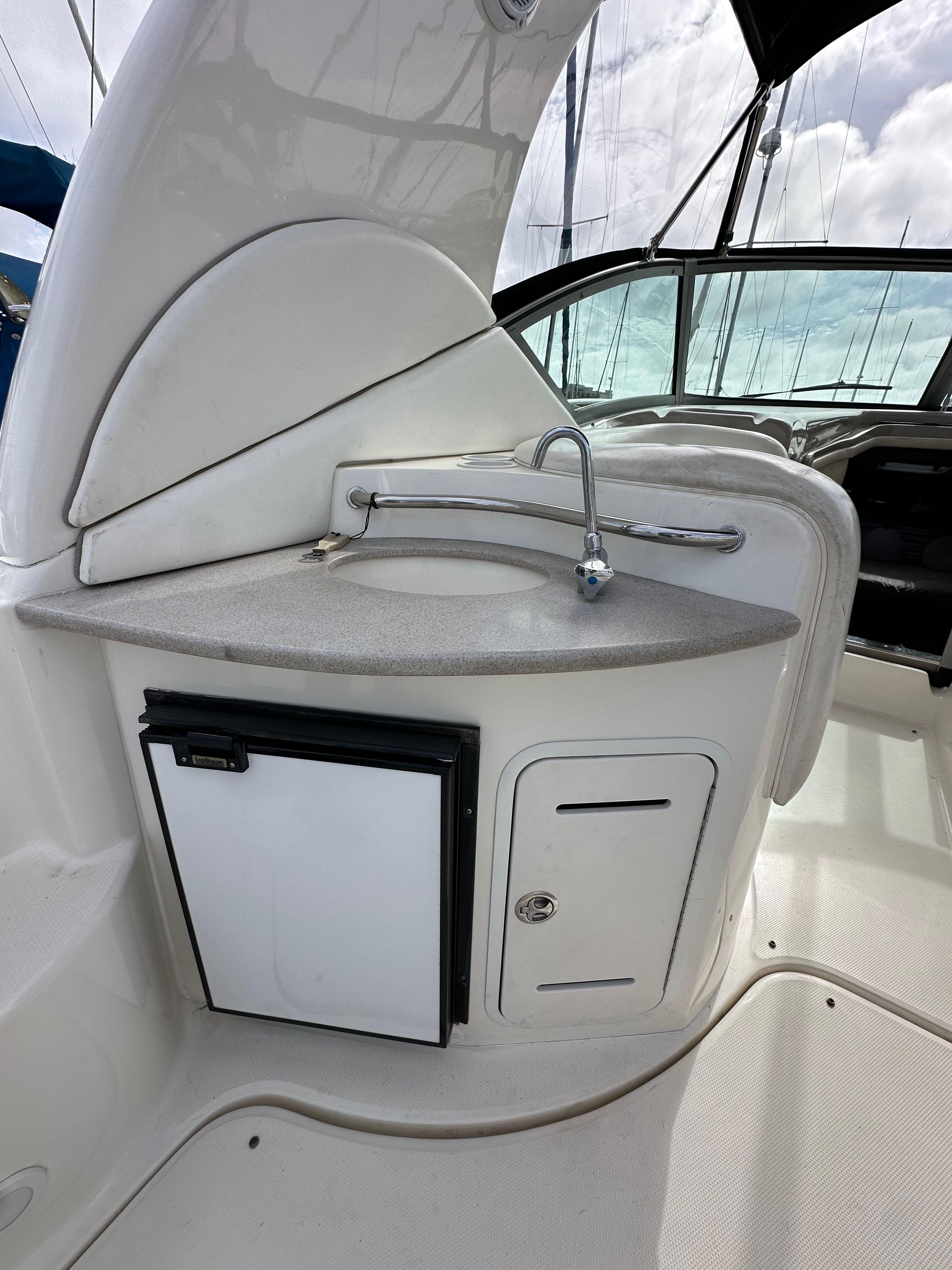 2003-sea-ray-320-sundancer-power-9791610-20250512210348512-1_XLARGE