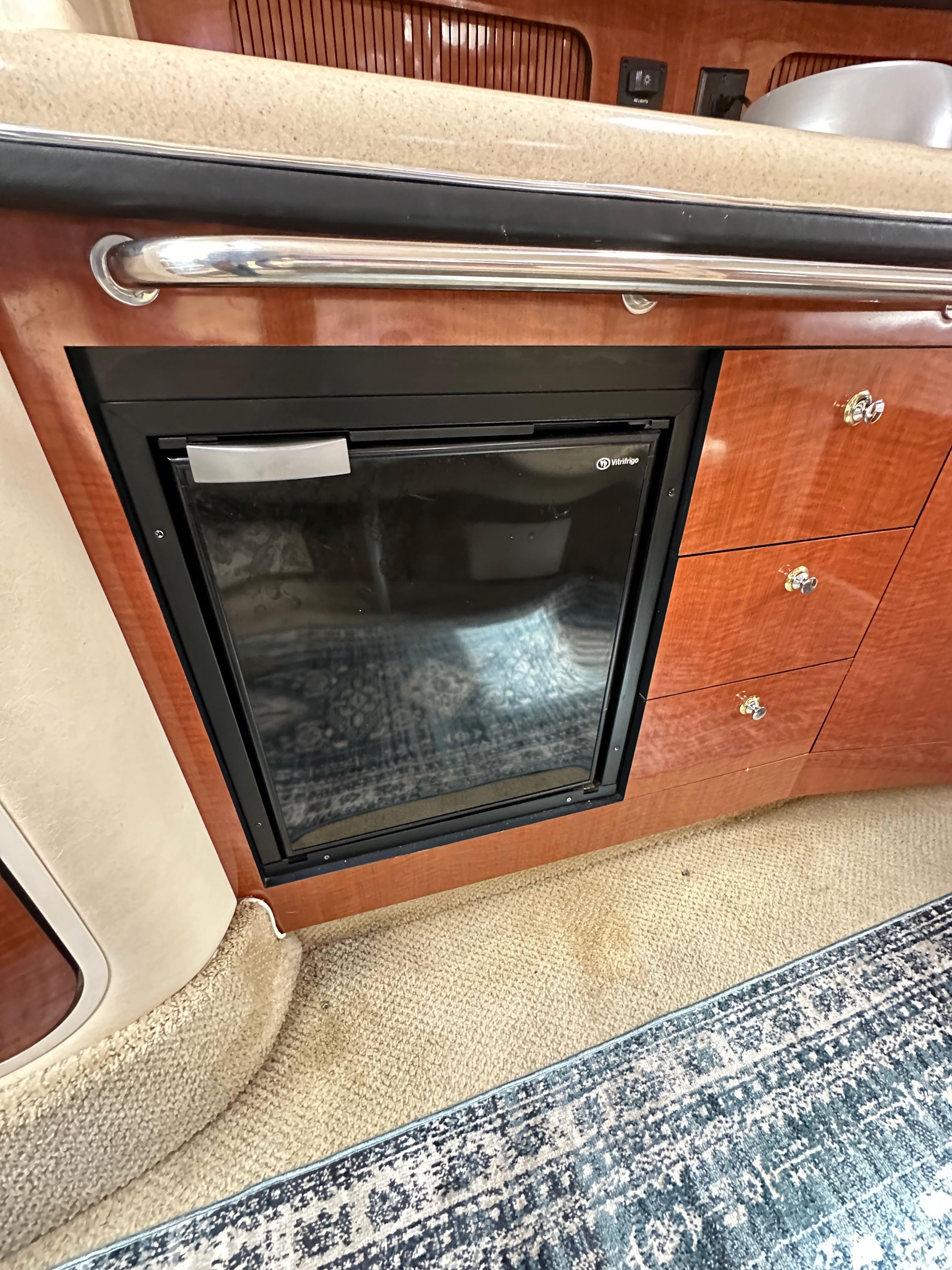 2003-sea-ray-320-sundancer-power-9791610-20250512210450852-1_XLARGE