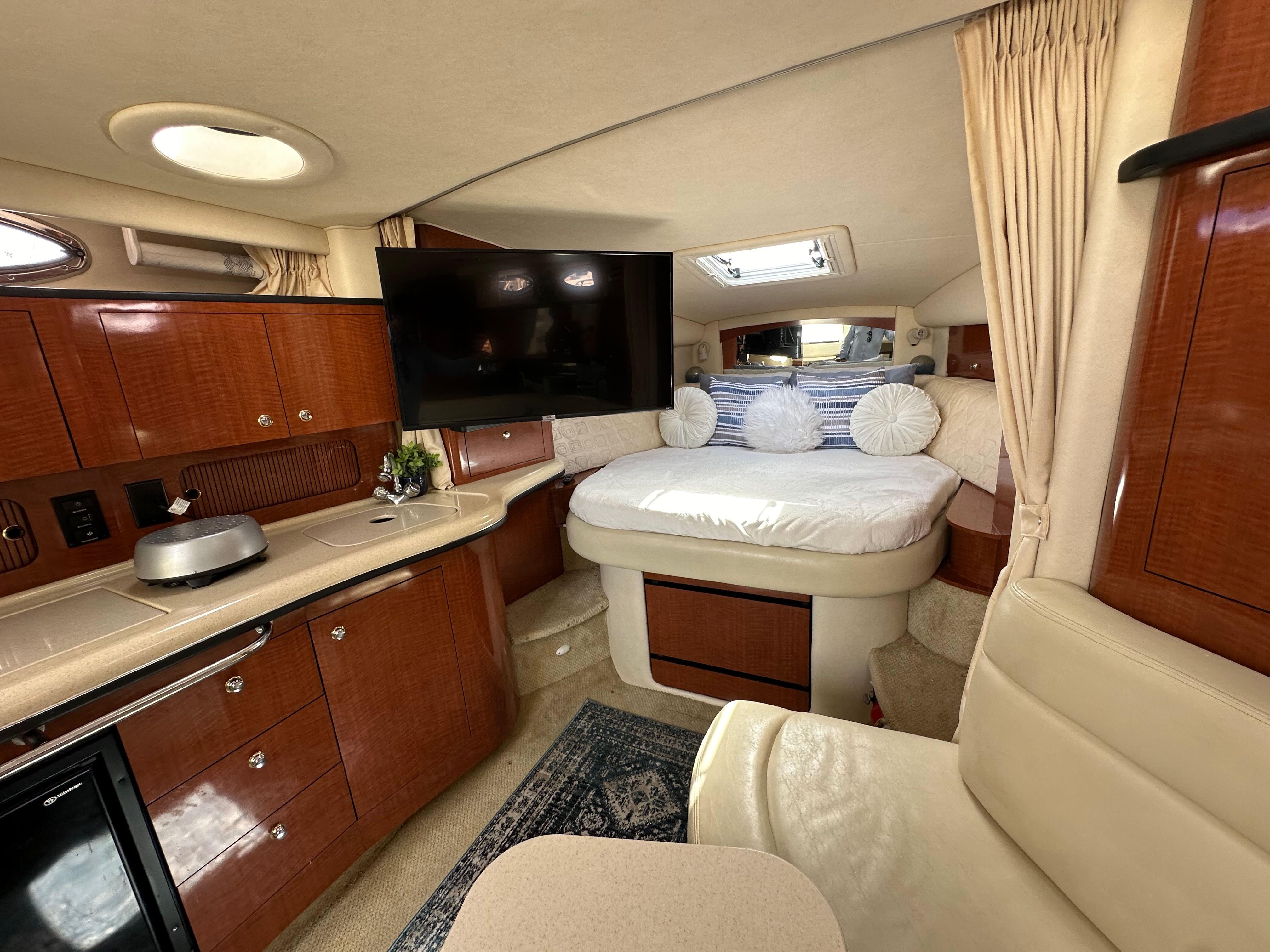 2003-sea-ray-320-sundancer-power-9791610-20250512210506192-1_XLARGE