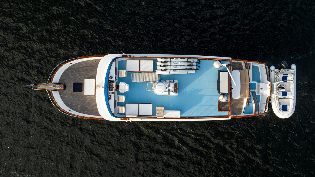 1979 Davis Trawler #TBRB9358G inventory image at Sun Country Yachts, South Lake Union (Seattle) 1979 Davis Trawler #TBRB9358G inventory image at Sun Country Yachts, South Lake Union (Seattle)