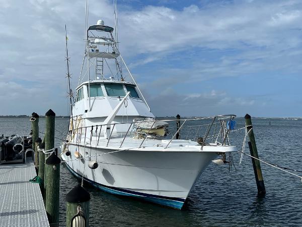 65' Hatteras, Listing Number 100912951, - Photo No. 1